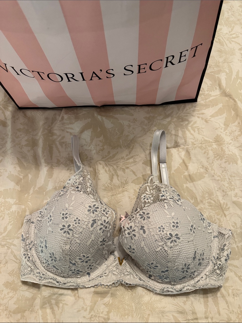 Victoria's Secret Freedom Cloud Bra